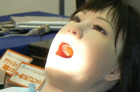 robot paziente dentisti pratica