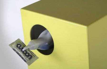 cucoon profilattici cucoon profilattici dispenser